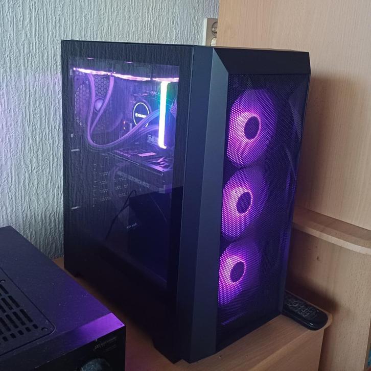 Game Desktop pc I9 11900kf RTX 4070 super, Spelcomputers en Games, Games | Pc, Gebruikt, Overige genres, 1 speler, Vanaf 12 jaar