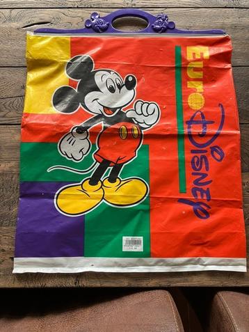 Euro Disney plastic tas uit de beginjaren 90 beschikbaar voor biedingen