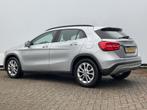 Mercedes-Benz GLA 200 157pk Ambition Leder Stoelverwarming N, Auto's, Mercedes-Benz, Voorwielaandrijving, Gebruikt, Bedrijf, Handgeschakeld