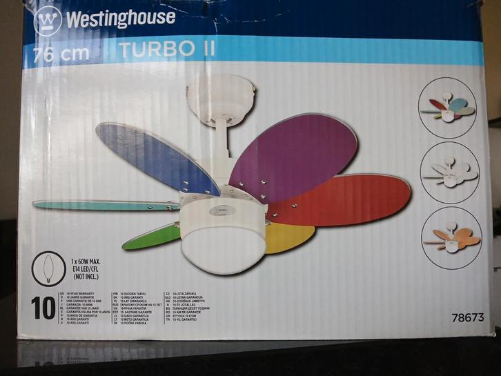 Leuke  stoere gekleurde ventilator met lamp., Witgoed en Apparatuur, Ventilatoren, Zo goed als nieuw, Plafondventilator, Ophalen of Verzenden