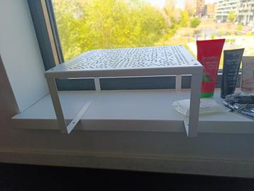 Insert shelves | Inzetplanken beschikbaar voor biedingen