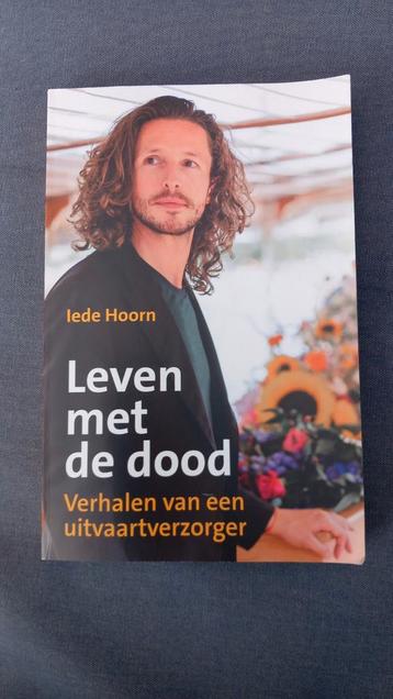 Iede Hoorn - Leven met de dood