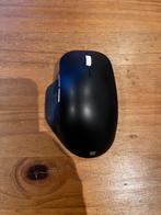 Microsoft Bluetooth Ergonomic Mouse - Zwart, Rechtshandig, Muis, Gebruikt, Ergonomisch