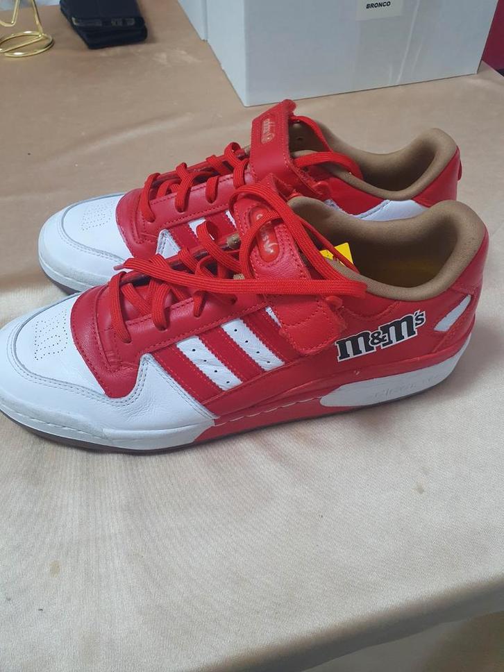 Adidas Forum Low M&M's Sneakers, Kleding | Dames, Schoenen, Gedragen, Sneakers of Gympen, Rood, Ophalen of Verzenden