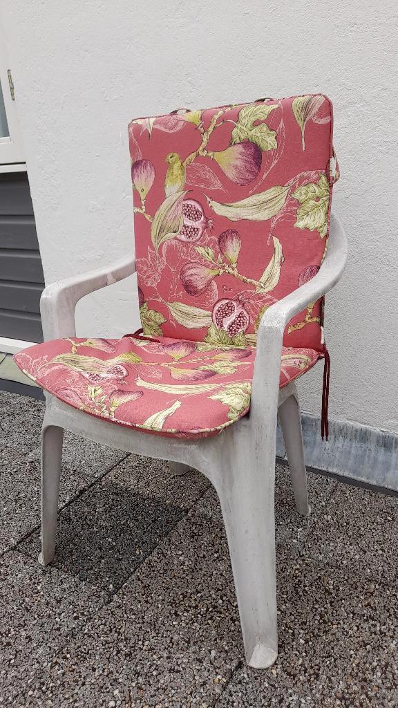 2 tuinstoel kussens nieuw van merk Madison met plantenmotief, Tuin en Terras, Tuinmeubel-accessoires, Nieuw, Ophalen