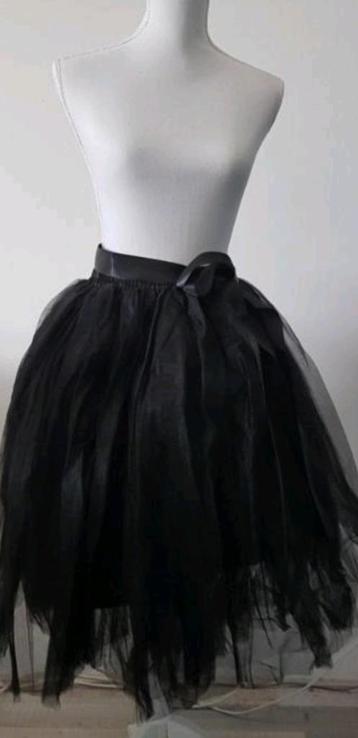 Nieuwe zwarte petticoat / tule / tutu, 6 lagen + onderrok beschikbaar voor biedingen
