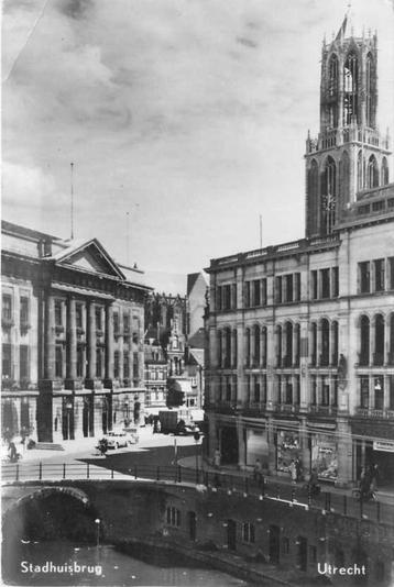 (300-104-017) Utrecht Stadhuisbrug beschikbaar voor biedingen
