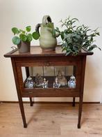 Prachtig antiek theekastje, kastje met glas in lood raam, Huis en Inrichting, Ophalen, Gebruikt, Eikenhout, 50 tot 100 cm