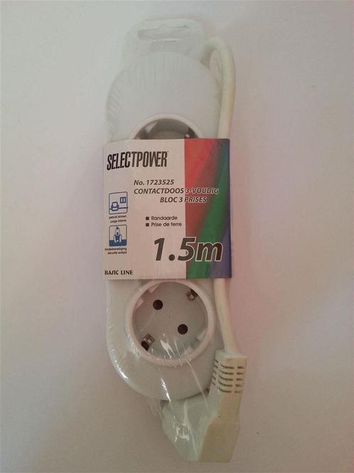 Selectpower Stekkerdoos 3-voudig [NIEUW], Hobby en Vrije tijd, Elektronica-componenten, Nieuw, Ophalen of Verzenden