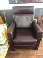 Senioren comfortabel stoel fauteuil bruin leer, Huis en Inrichting, Fauteuils, Ophalen, Zo goed als nieuw, Leer, 50 tot 75 cm