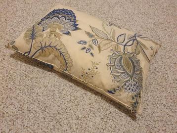 Vier kussens jacquard olijfgroen-jeansblauw-lichtbeige beschikbaar voor biedingen