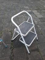 2 treden trapje, Ophalen, Gebruikt, Minder dan 2 meter