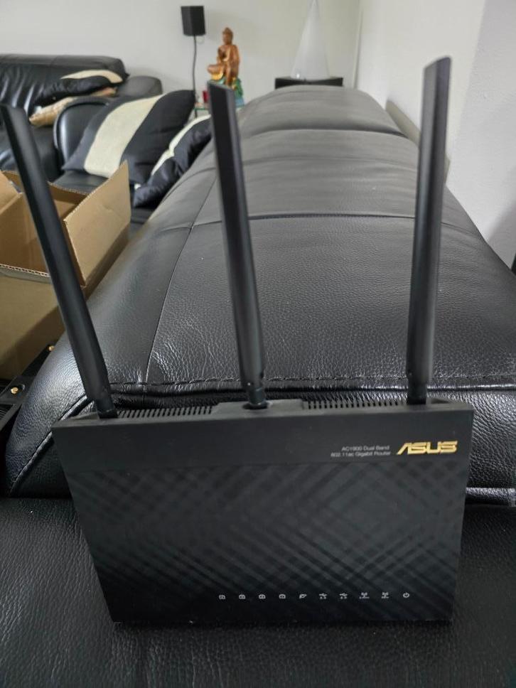 Asus AC1900 mesh router, Computers en Software, Netwerk switches, Zo goed als nieuw, Ophalen