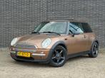 Mini Mini 1.6 One Pano, Clima!, Auto's, Mini, Gebruikt, 4 cilinders, 4 stoelen, Bedrijf