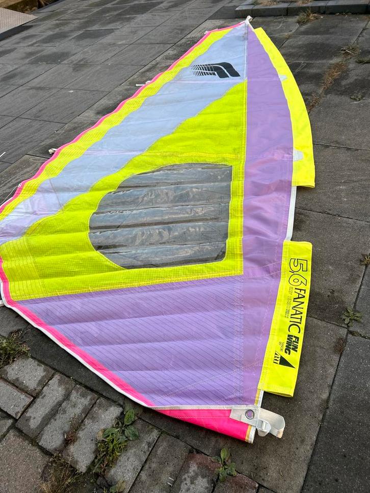 Fanatic Surf Zeil 5,6 m2 - Topstaat!, Watersport en Boten, Windsurfen, Zo goed als nieuw, Zeil, 5 tot 7 m², Ophalen