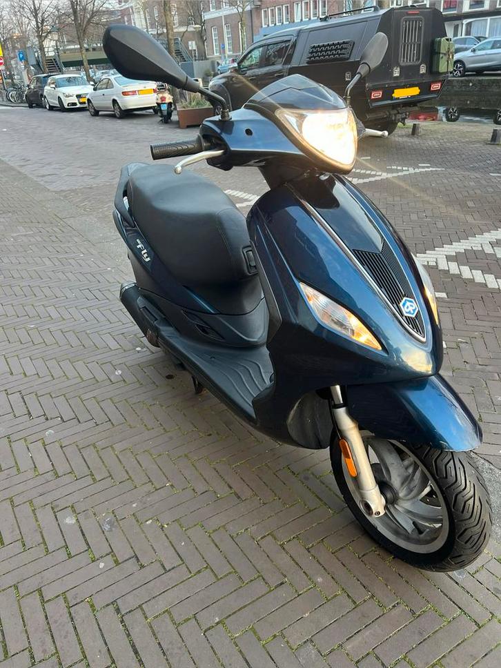 Piaggio new fly, Fietsen en Brommers, Brommeronderdelen | Scooters, Gebruikt, Piaggio, Overige typen, Ophalen