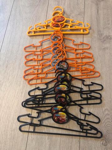 kledinghangers kind - Cars beschikbaar voor biedingen