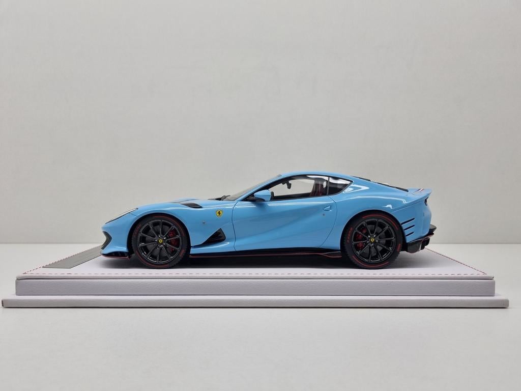 GL Model
Ferrari 812 Competizione
Nr. 29/29 1:18 Nieuw, Hobby en Vrije tijd, Modelauto's | 1:18, Nieuw, Auto, Ophalen of Verzenden