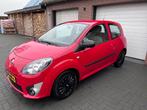 Renault Twingo 1.2 16V 2010 Rood, Auto's, 839 kg, Metallic lak, 4 cilinders, 4 stoelen