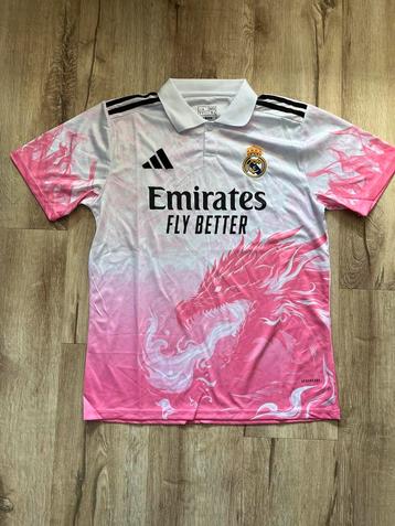 Real Madrid Roze Voetbalshirt - Special Edition beschikbaar voor biedingen