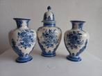 Delfts blauw kaststel 3 delig, Antiek en Kunst, Antiek | Vazen, Ophalen of Verzenden