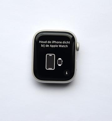 Apple Watch Series 8 45mm Zilver: perfecte staat, garantie beschikbaar voor biedingen