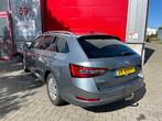 Skoda Superb Combi 1.6 TDI 120pk Ambition Buss. ZIE FOTO'S /, Auto's, Skoda, Voorwielaandrijving, Gebruikt, 4 cilinders, 23 km/l