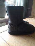 Kinder uggs (de echte), Ophalen of Verzenden, Zo goed als nieuw, Jongen of Meisje, Laarzen