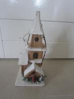 kerstdorp   een geheel houten Kerk,  met verlichting, Diversen, Kerst, Ophalen of Verzenden, Zo goed als nieuw