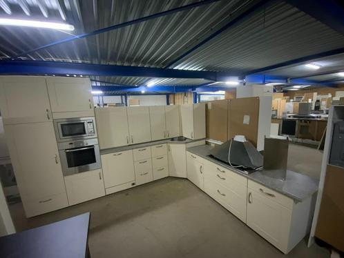Keuken compleet nr 2532, Huis en Inrichting, Keuken | Complete keukens, Zo goed als nieuw, Greeploos, Met kookeiland, Hoogglans of Gelakt