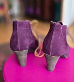 Pumps Paars,2 kleuren veters, Kleding | Dames, Schoenen, Ophalen, Zo goed als nieuw, Overige kleuren
