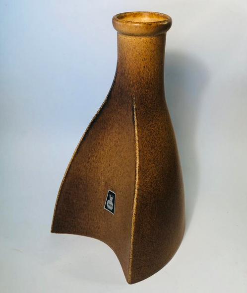 W.G.O. Geleen vaas,  keramiek, jaren ‘60, uniek, Huis en Inrichting, Woonaccessoires | Vazen, Zo goed als nieuw, Minder dan 50 cm