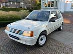 Peugeot 205 1.3 Rallye, Voorwielaandrijving, Stof, Gebruikt, Zwart
