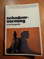 Oppen, L. van. Schaduwvorming in de fotografie ., Ophalen of Verzenden, Zo goed als nieuw