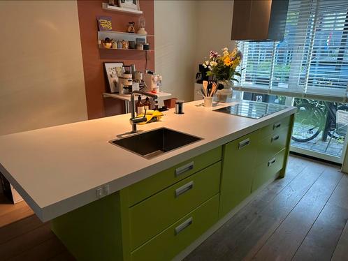 LAATSTE 10 DAGEN! Complete keuken (zonder koelkast), Huis en Inrichting, Keuken | Complete keukens, Gebruikt, Groen, Met kookeiland