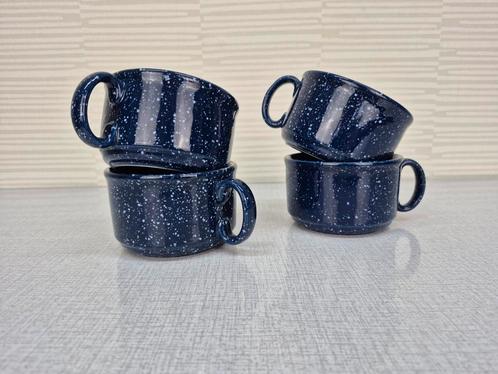 John Tams England 'Banquet'. 4 x mok/soepkom donkerblauw., Huis en Inrichting, Keuken | Servies, Ophalen of Verzenden