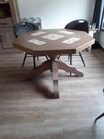 Mooie eikenhouten eettafel met uniek design, Huis en Inrichting, Tafels | Eettafels, Ophalen, Gebruikt, Overige vormen, Vier personen