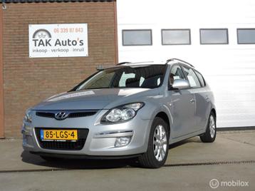 Hyundai i30 CW 1.4i Blue Dynamic/Airco.trekhaak/apk 31-10-26 beschikbaar voor biedingen