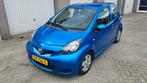 Mooie sportieve blauwe toyota aygo bouwjaar 2009, Voorwielaandrijving, Stof, Zwart, Blauw
