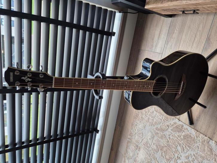 Yamaha APX700 elektrisch-akoestische westerngitaar, Muziek en Instrumenten, Snaarinstrumenten | Gitaren | Akoestisch, Zo goed als nieuw
