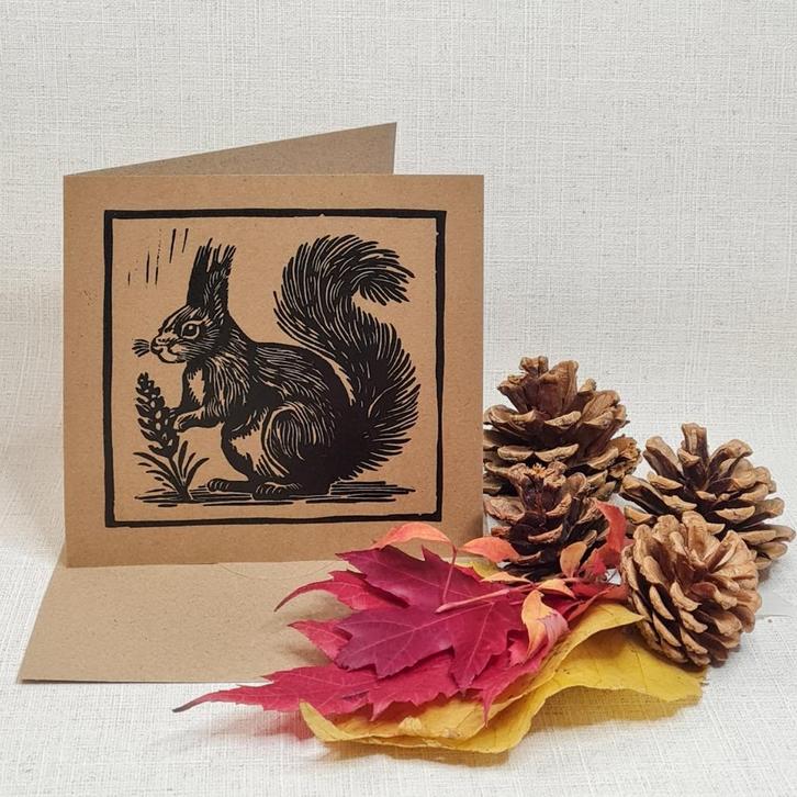 Dubbele kaart met envelop handgemaakt linosnede 15x15 cm, Diversen, Wenskaarten, Nieuw, Ophalen of Verzenden