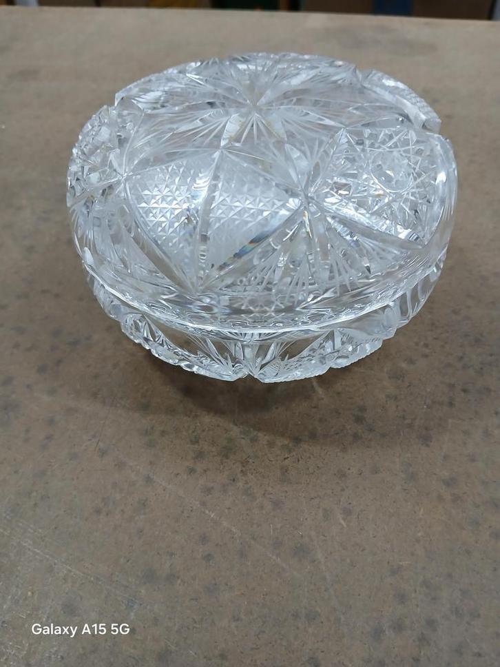 Kristallen Bonbondoosje.WD-026, Antiek en Kunst, Antiek | Glas en Kristal, Ophalen of Verzenden