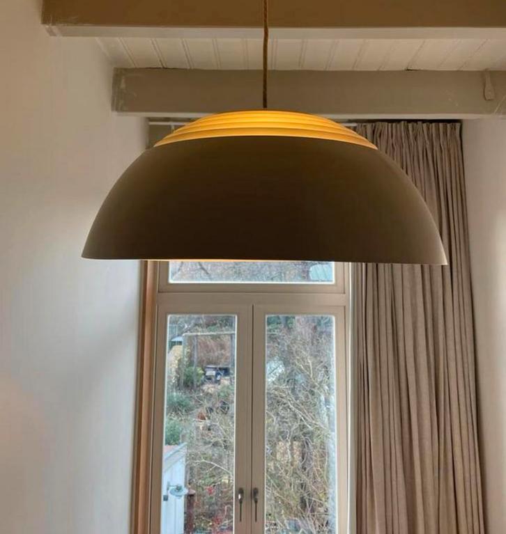 Louis Poulsen AJ Royal hanglamp - Arne Jacobsen, Huis en Inrichting, Lampen | Hanglampen, Gebruikt, Minder dan 50 cm, Metaal, Ophalen of Verzenden