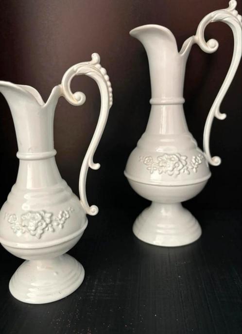 Set van twee zeer oude Victoriaanse kruiken/Engeltjestin, Antiek en Kunst, Antiek | Vazen, Ophalen of Verzenden