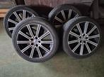 Winterbanden Volvo  V-60 model 2015, Auto-onderdelen, Banden en Velgen, Ophalen, 18 inch, Gebruikt, Banden en Velgen