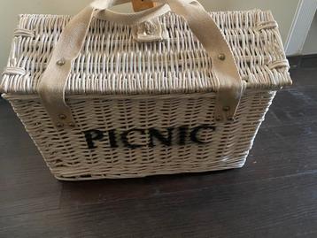Riviera Maison Picknickmand Wit - Zo Goed Als Nieuw beschikbaar voor biedingen