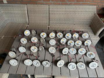33 witte inbouw LED Spotjes met Driver 230V beschikbaar voor biedingen