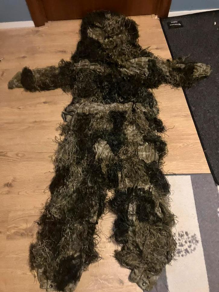 Ghillie suit maat M/S, Verzamelen, Militaria | Algemeen, Overige soorten, Kleding of Schoenen, Nederland, Ophalen of Verzenden