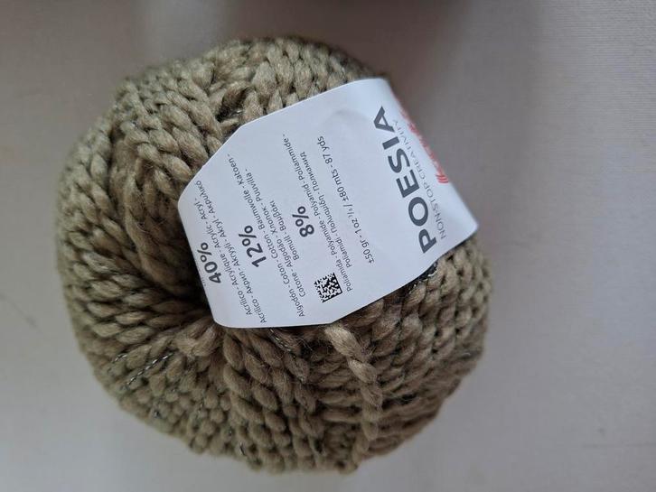 10 bollen katia Poesia á  50 gr. Kl. 59 á  2,25 per stuk, Hobby en Vrije tijd, Breien en Haken, Nieuw, Breien of Haken, Wol of Garen