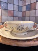 Schonwald,antieke kop en schotel,doorsnee 12 cm,hoog 5 cm, Antiek en Kunst, Antiek | Servies los, Ophalen of Verzenden